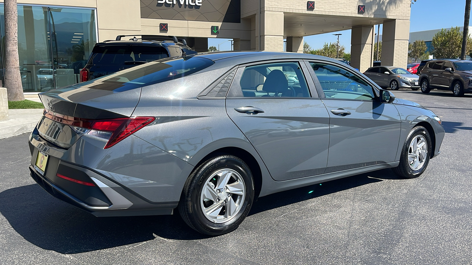 2024 Hyundai Elantra SE 7