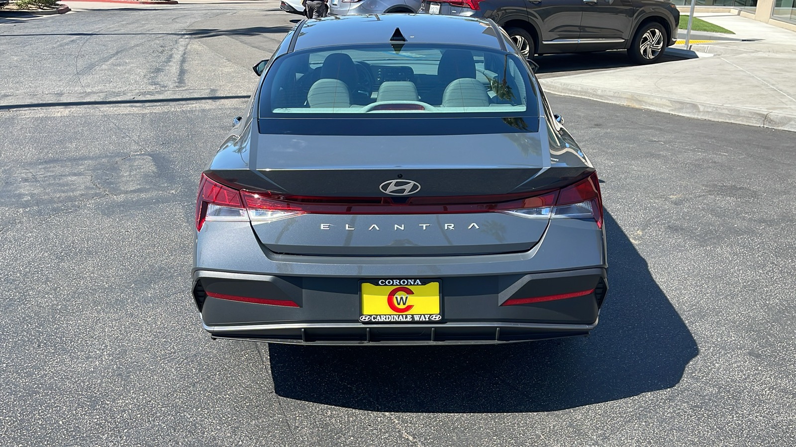 2024 Hyundai Elantra SE 8