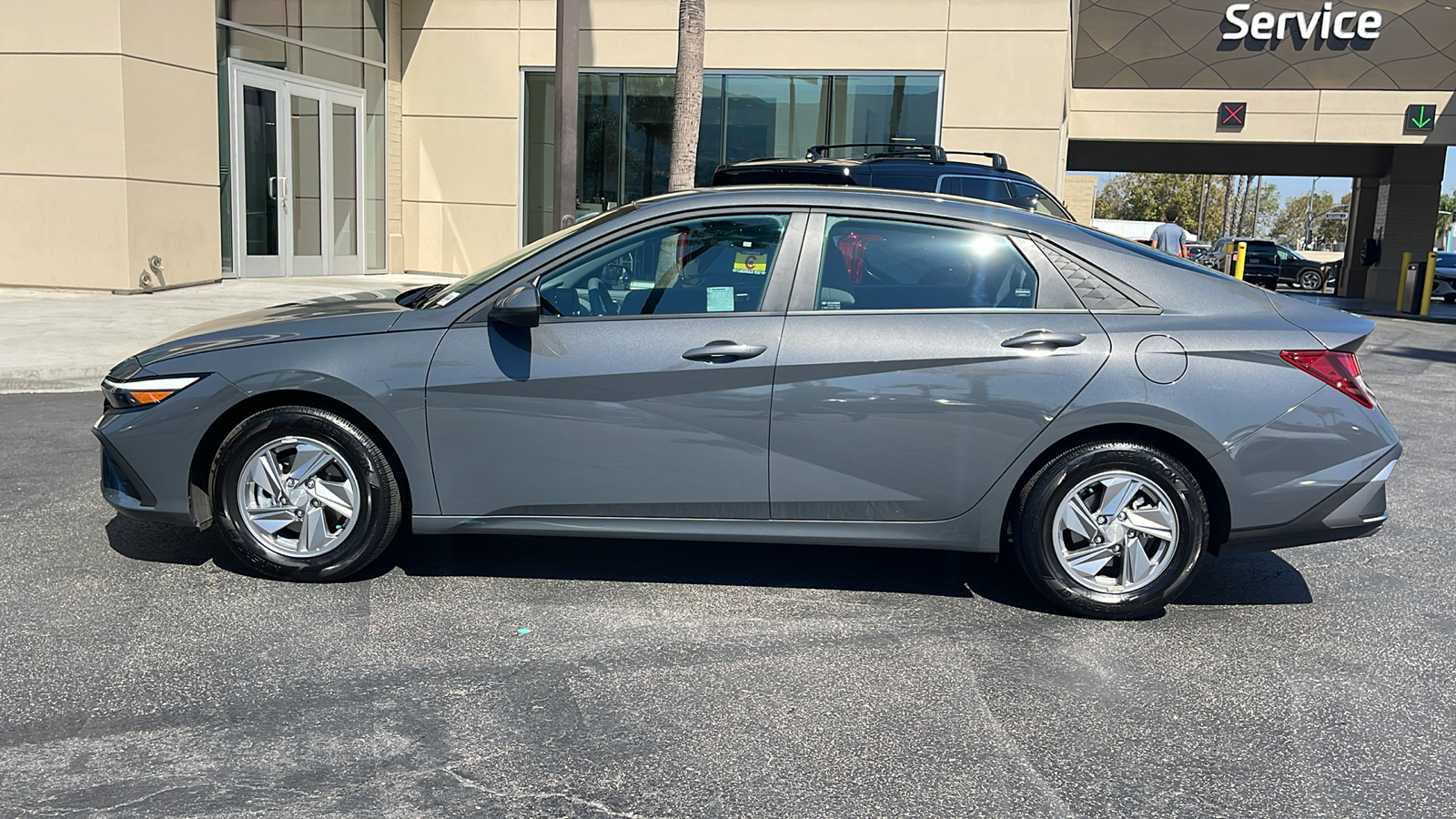 2024 Hyundai Elantra SE 11