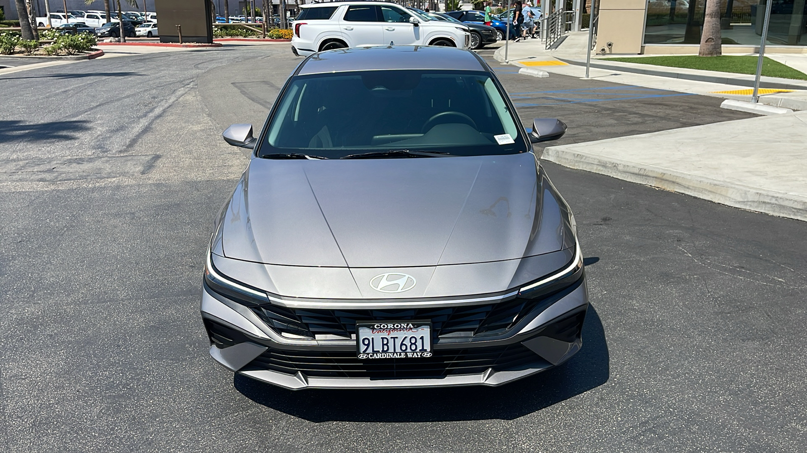 2024 Hyundai Elantra SE 2