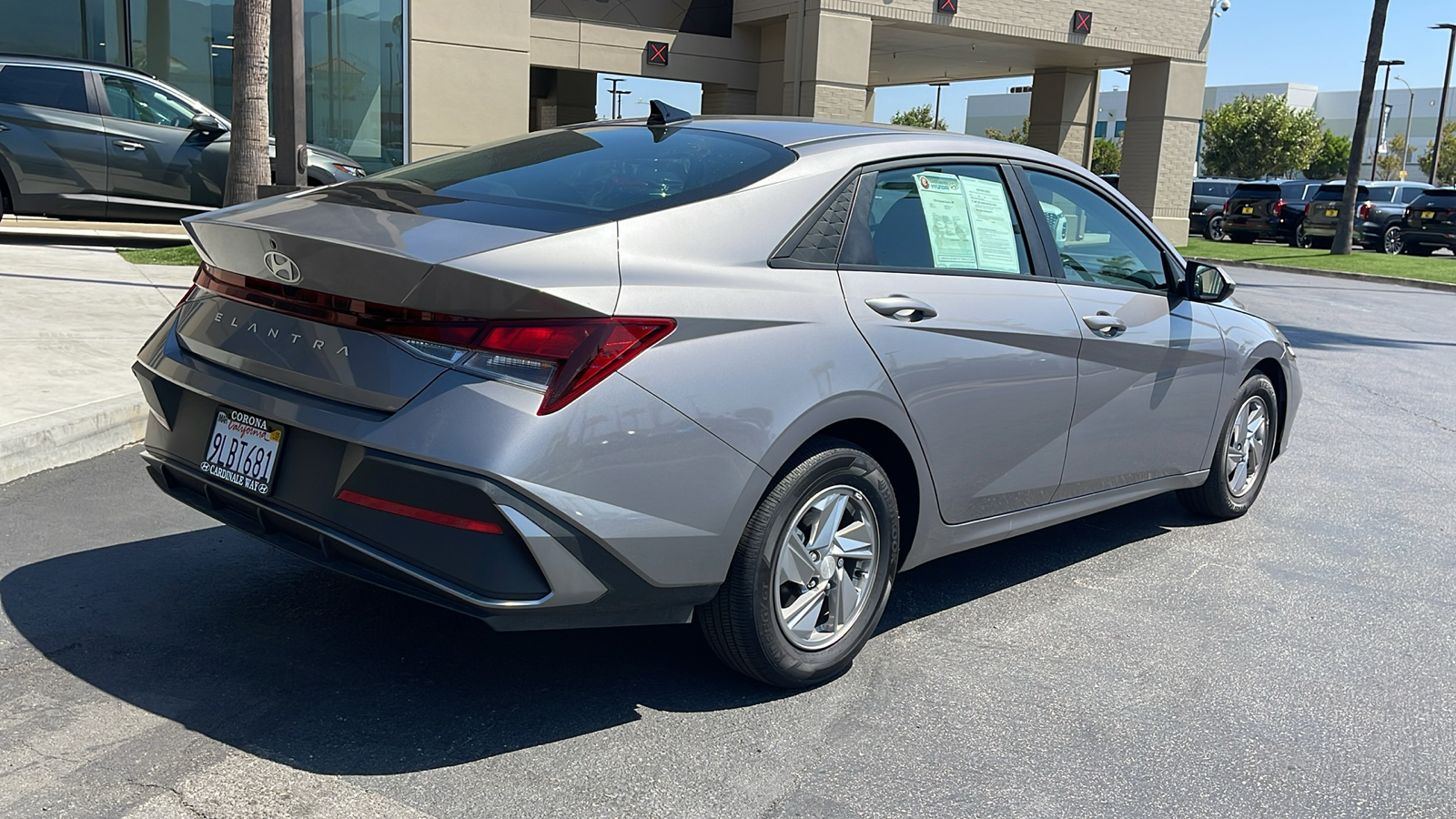 2024 Hyundai Elantra SE 7