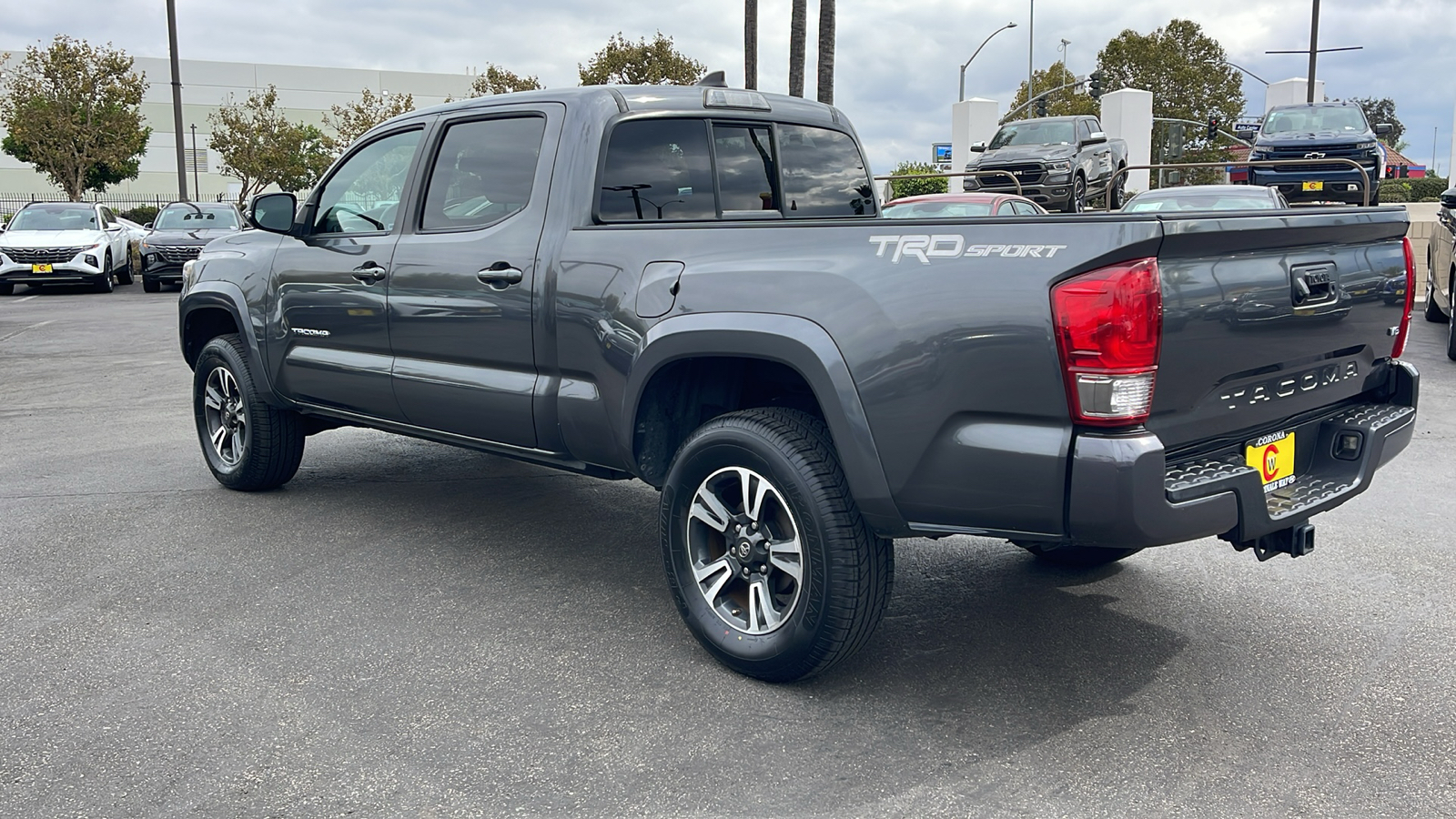 2016 Toyota Tacoma TRD Sport 11