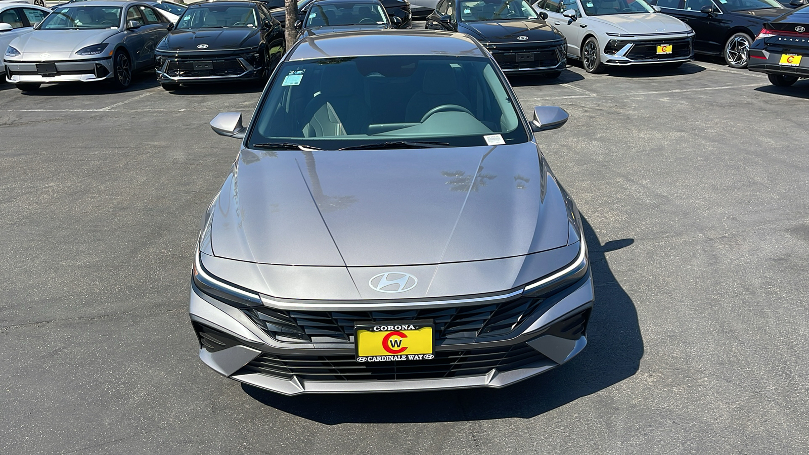 2024 Hyundai Elantra SEL 2