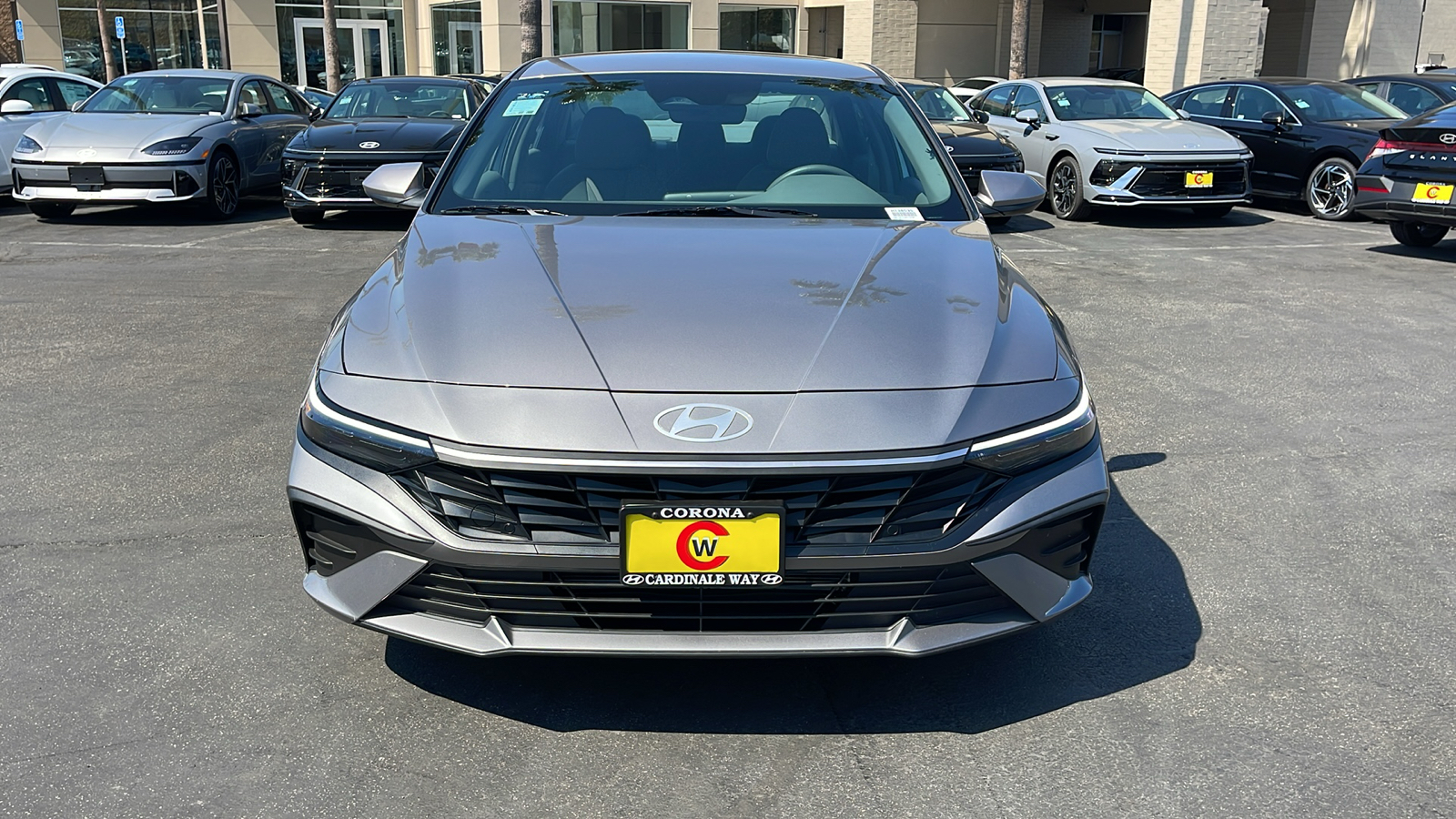 2024 Hyundai Elantra SEL 3