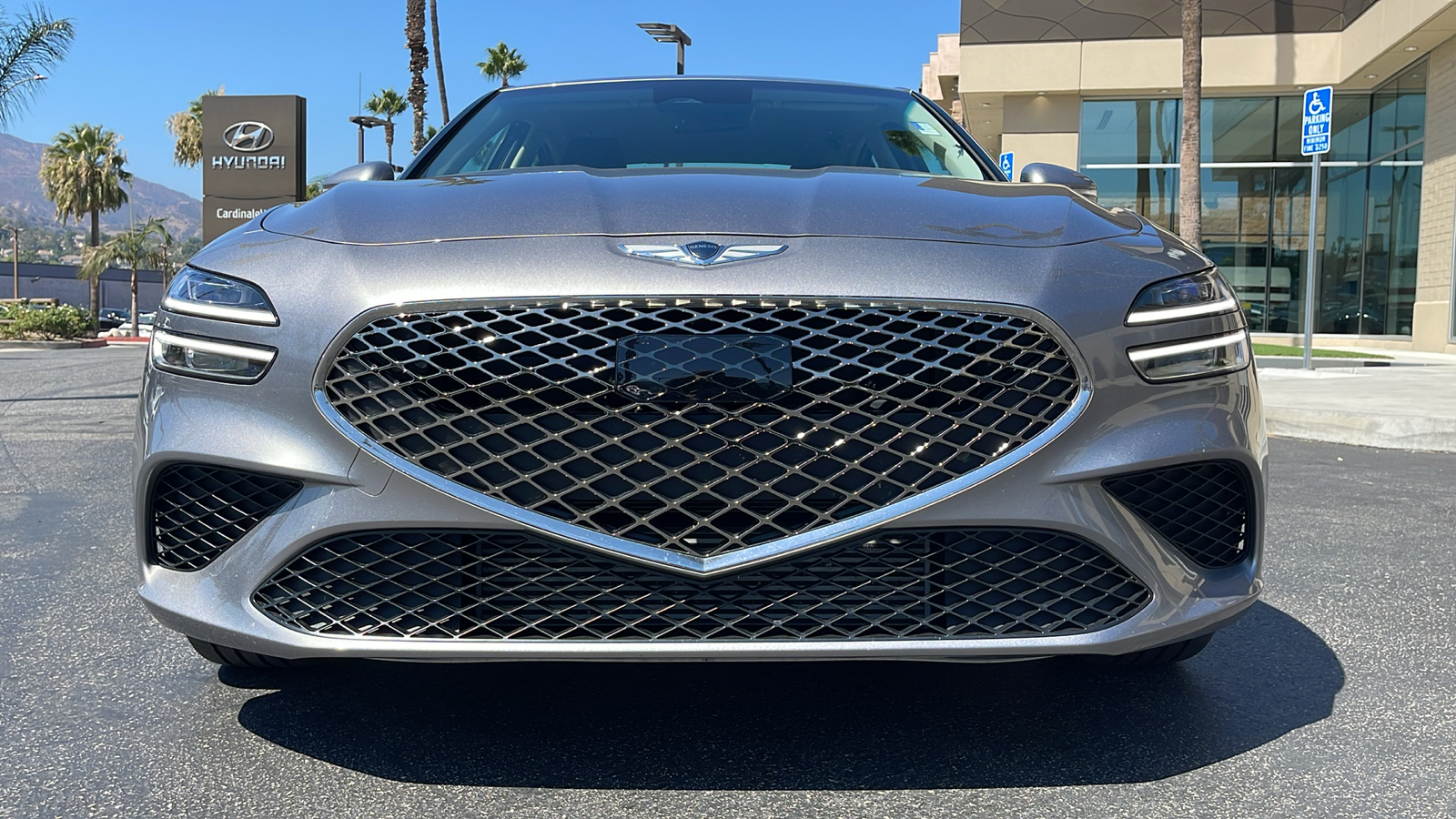 2023 Genesis G70 2.0T AWD 4