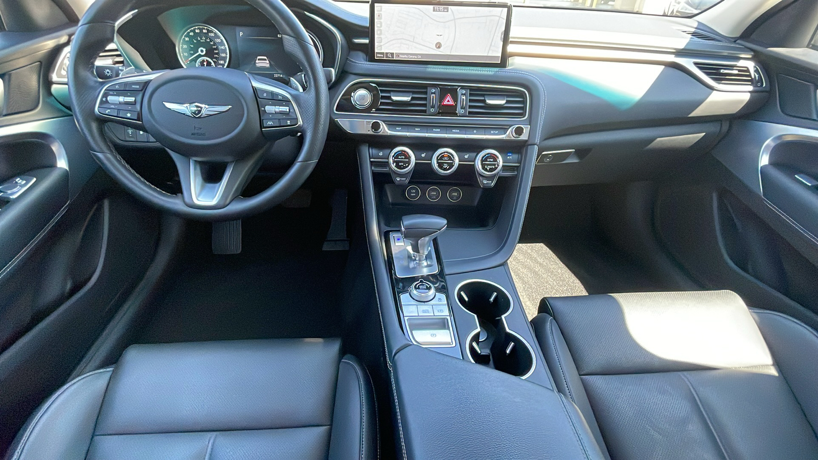 2023 Genesis G70 2.0T AWD 18