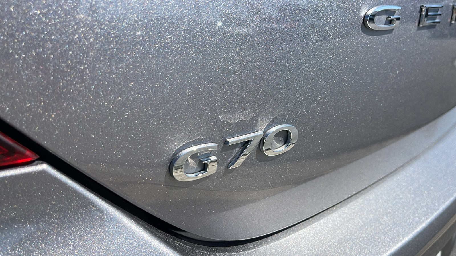 2023 Genesis G70 2.0T AWD 29