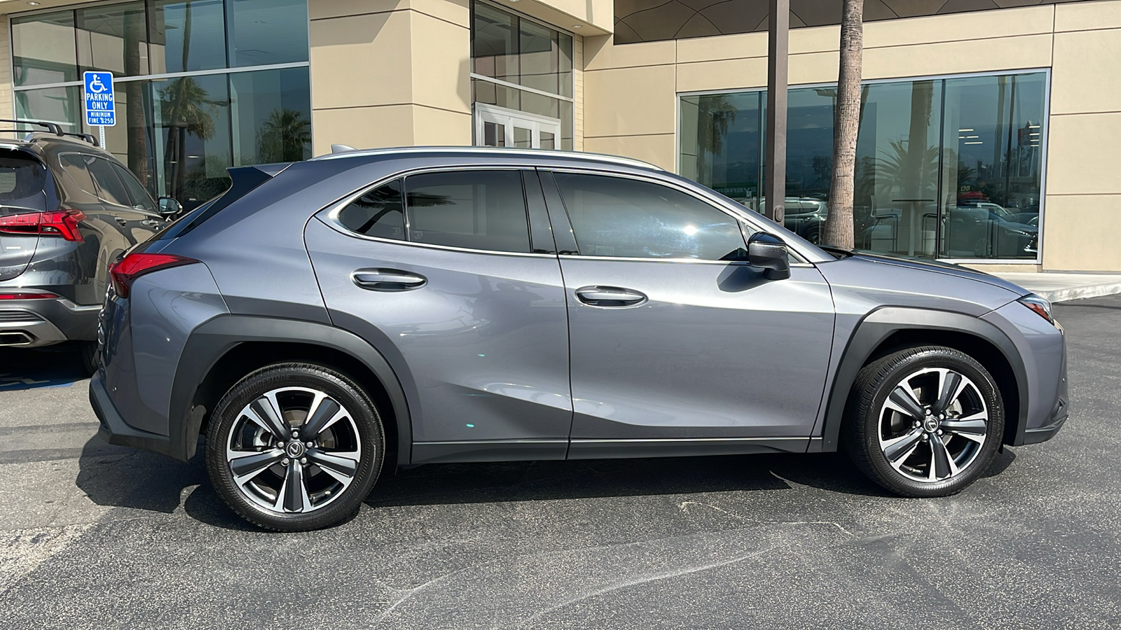 2021 Lexus UX 200 Base 6