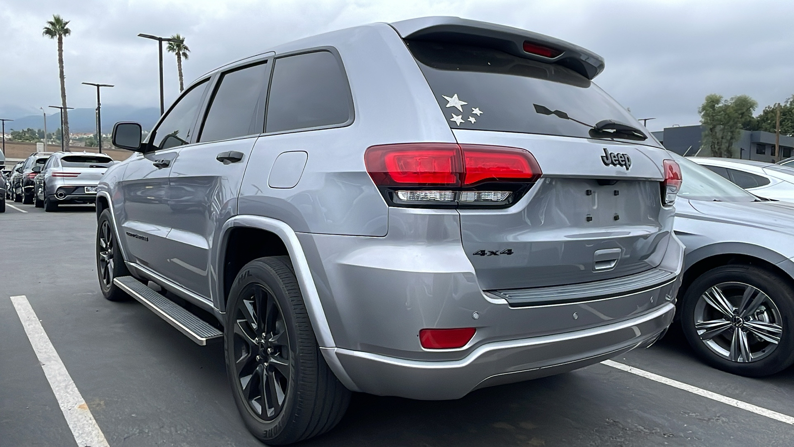 2019 Jeep Grand Cherokee Altitude 4x4 4