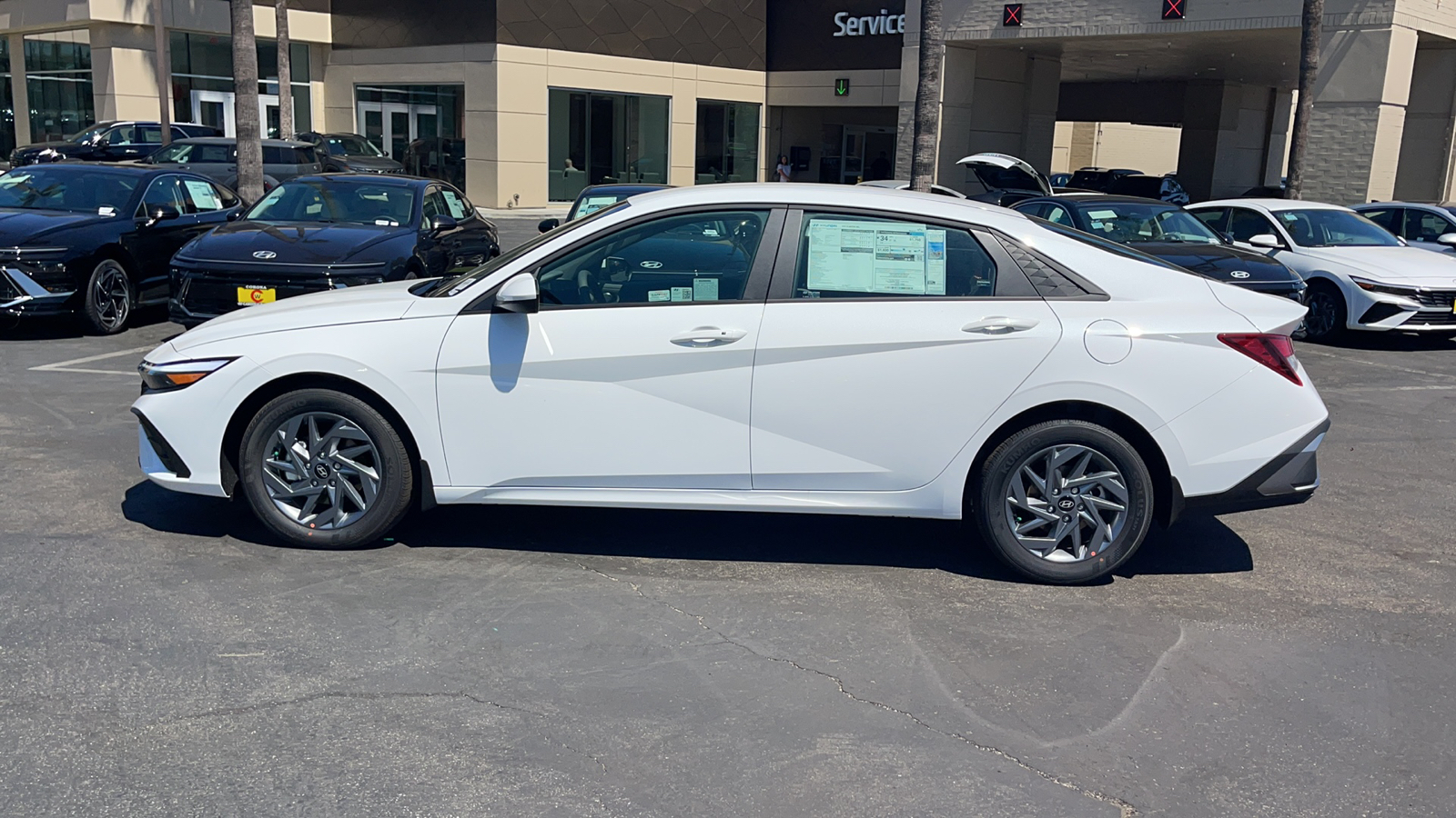 2024 Hyundai Elantra SEL 12