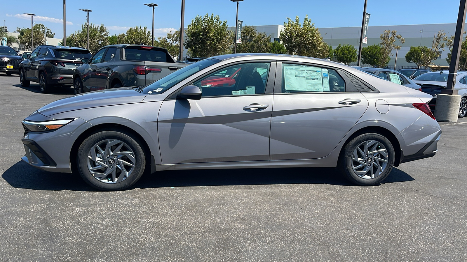 2024 Hyundai Elantra SEL 12