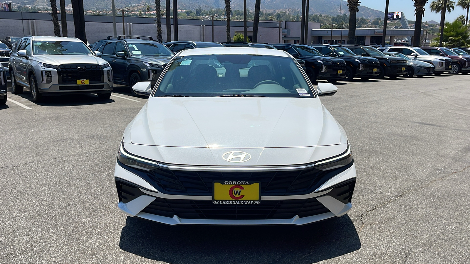 2024 Hyundai Elantra SEL 3