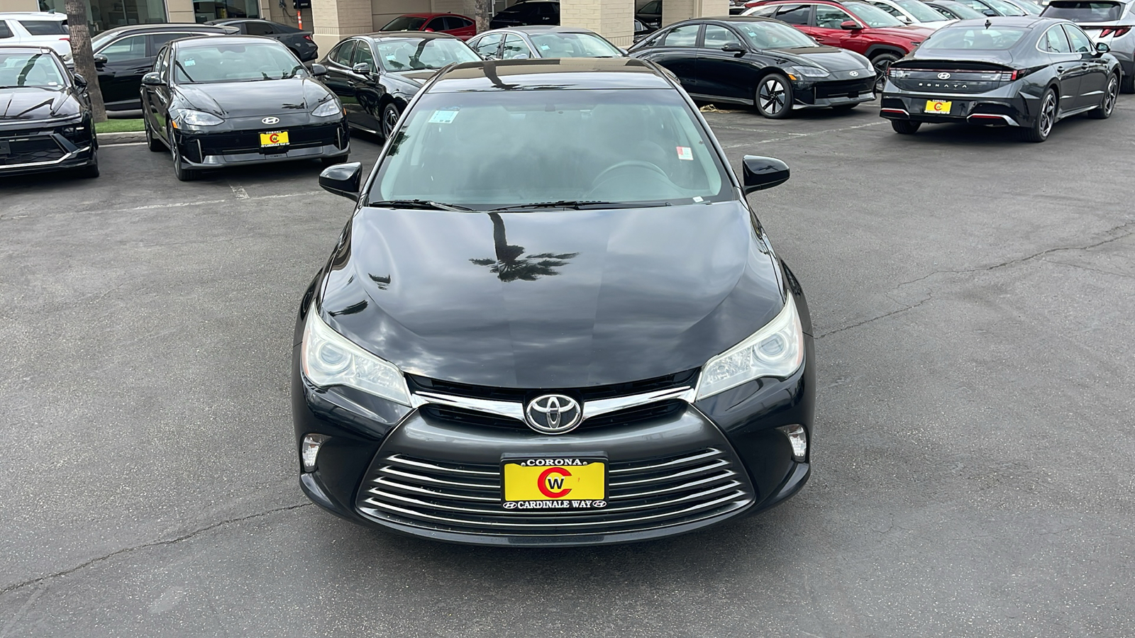 2015 Toyota Camry LE 2