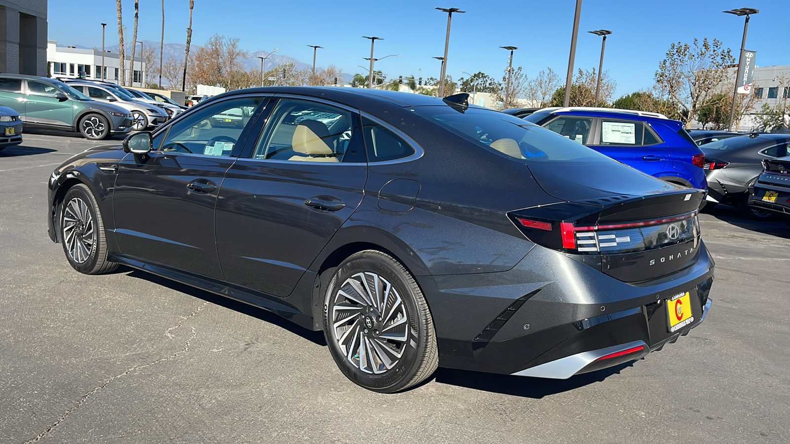 2024 Hyundai Sonata Hybrid Limited 11