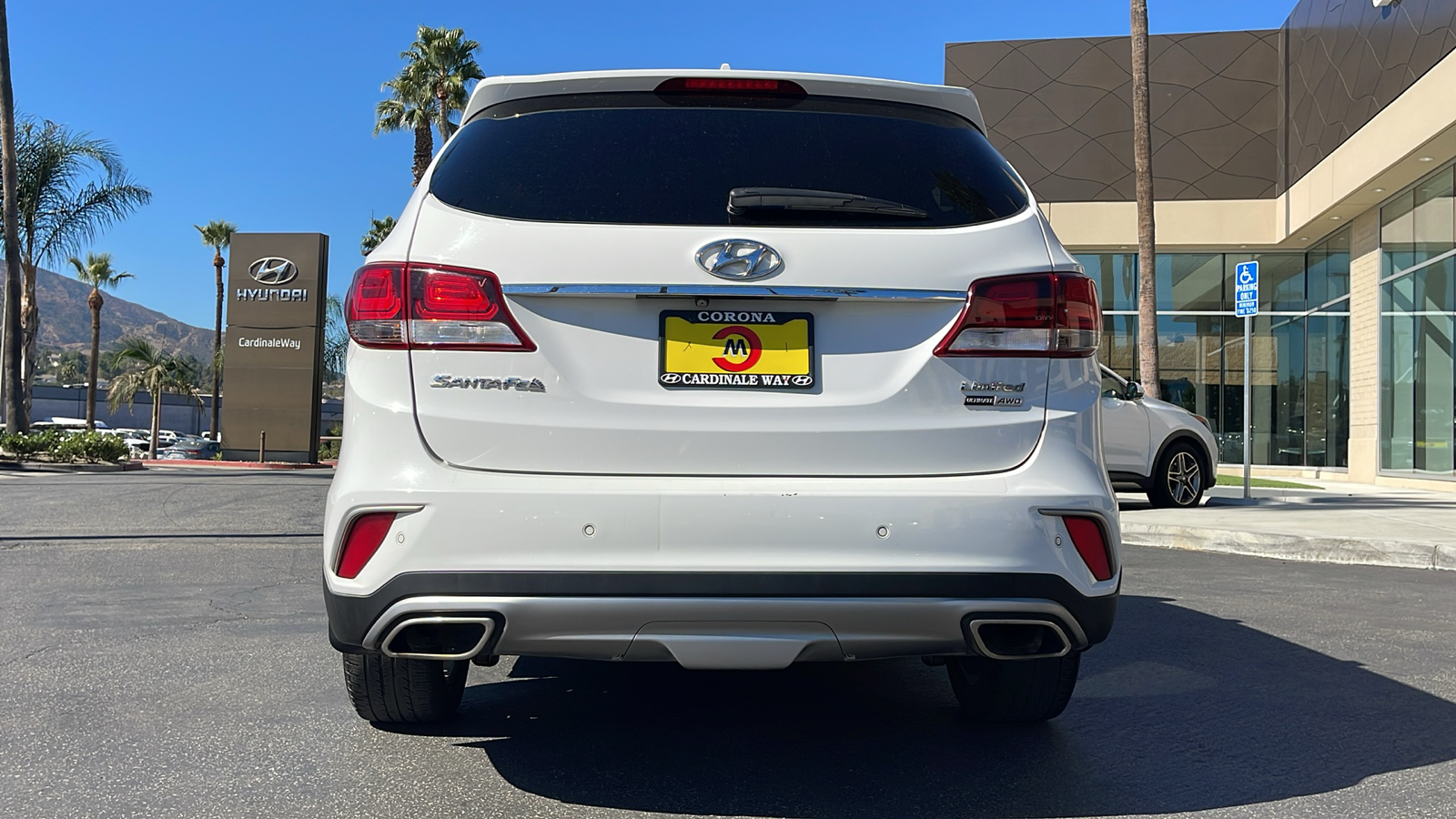 2018 Hyundai Santa Fe Limited Ultimate 10