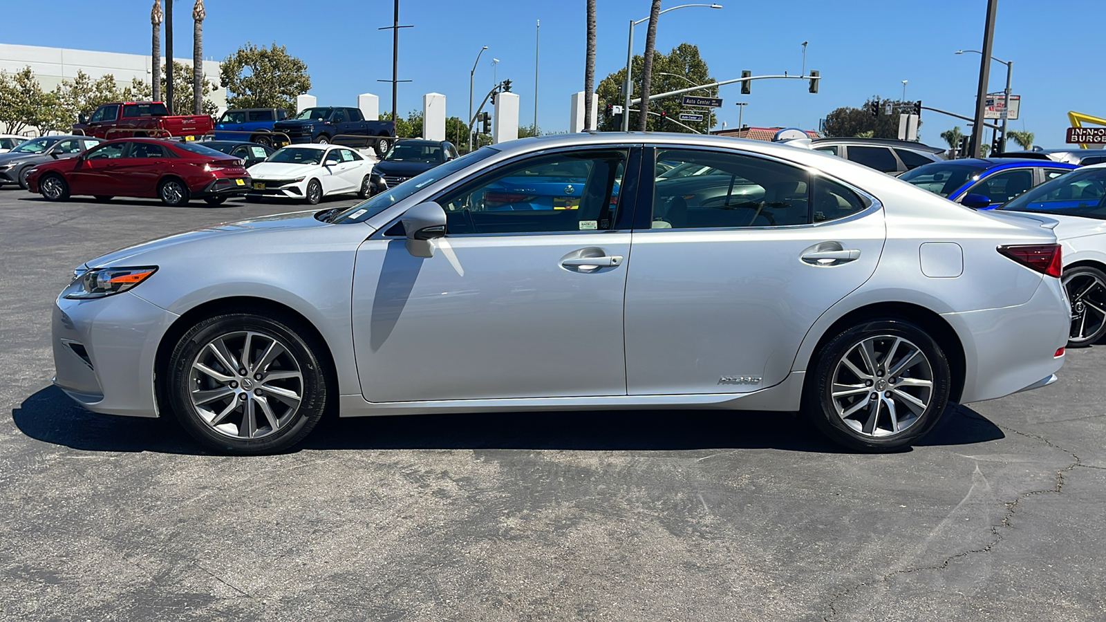 2017 Lexus ES 300h ES 300h 12