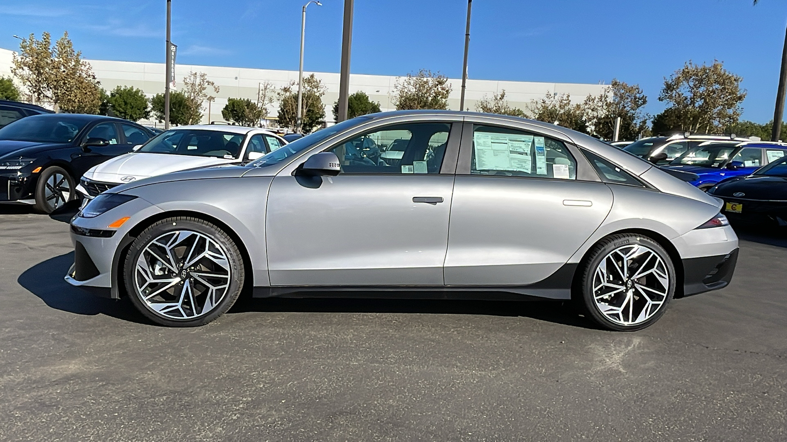 2025 Hyundai IONIQ 6 SEL 12