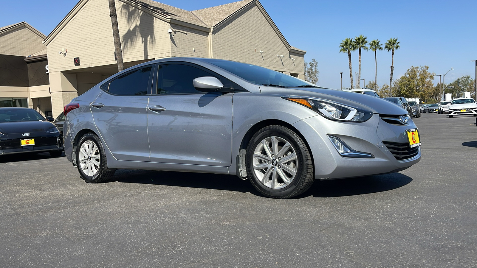 2015 Hyundai Elantra SE 1