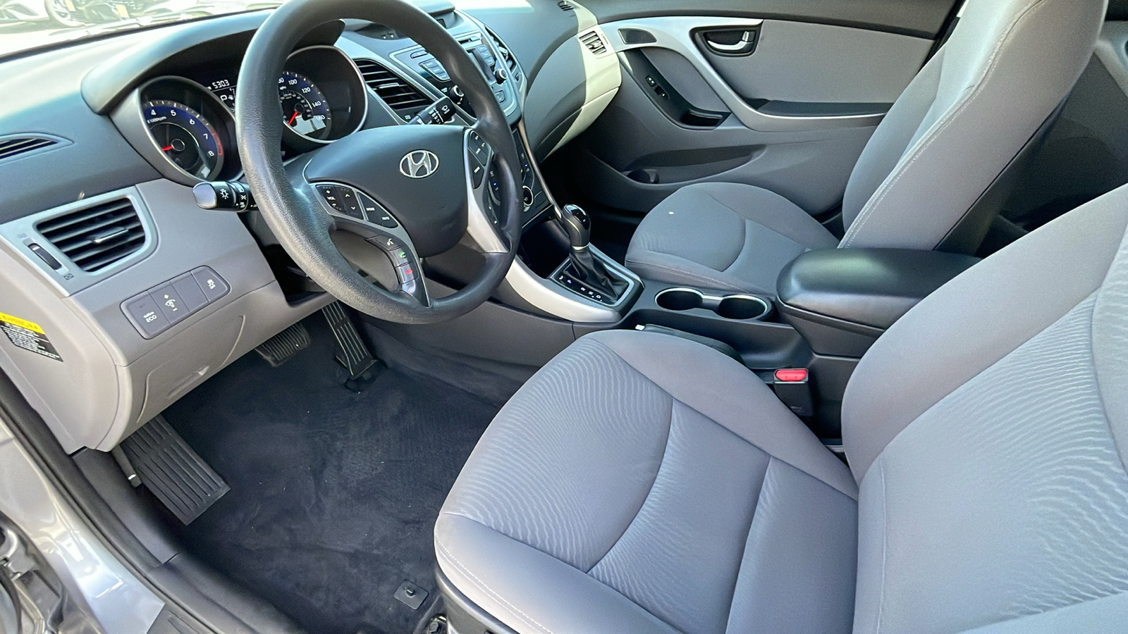 2015 Hyundai Elantra SE 15