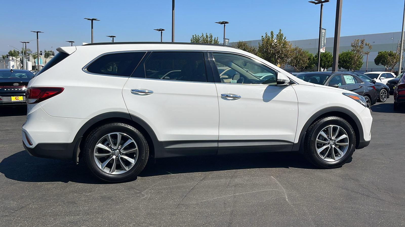 2018 Hyundai Santa Fe SE 6