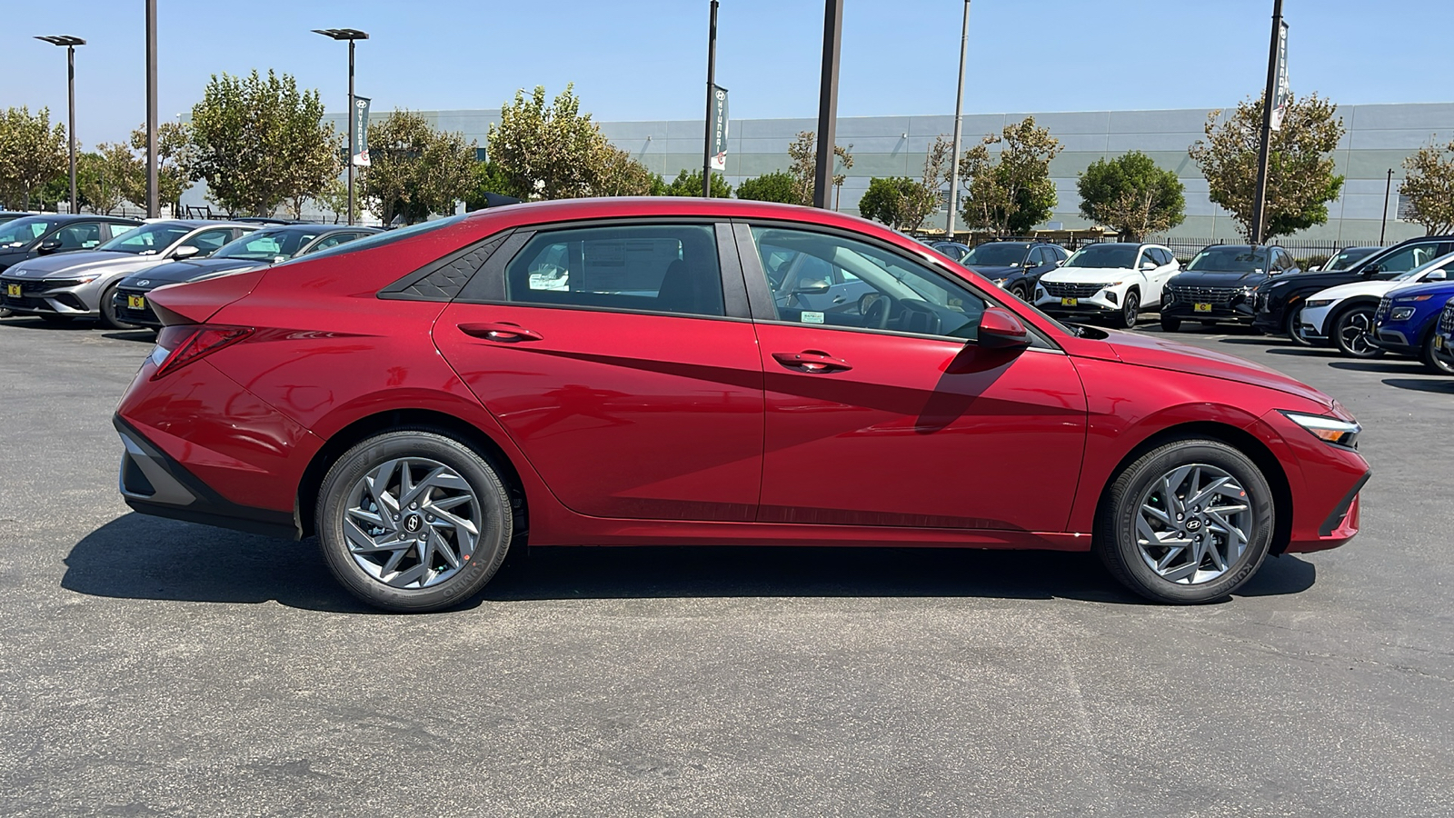 2025 Hyundai Elantra Hybrid Blue 6