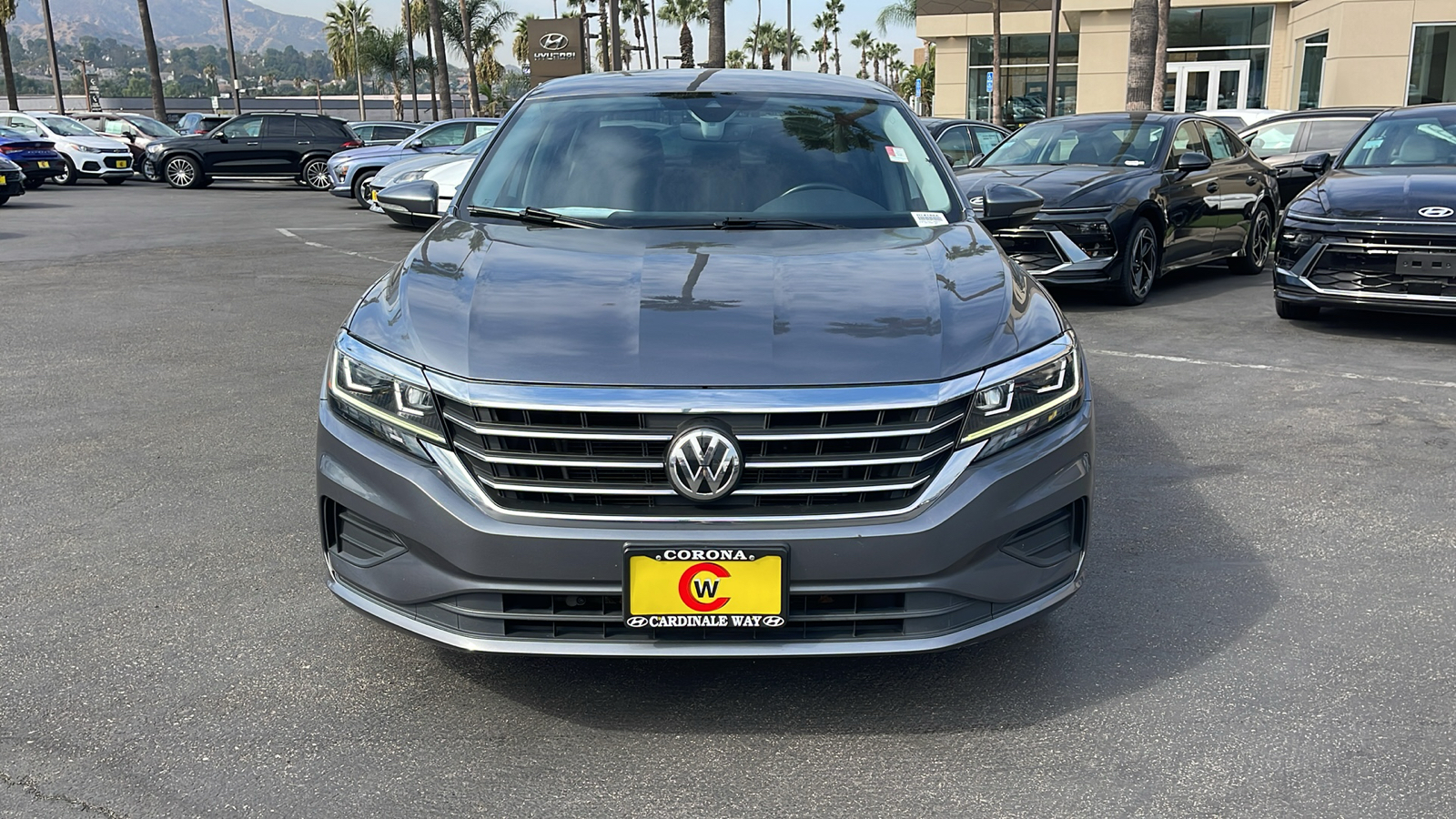 2020 Volkswagen Passat 2.0T SE 3