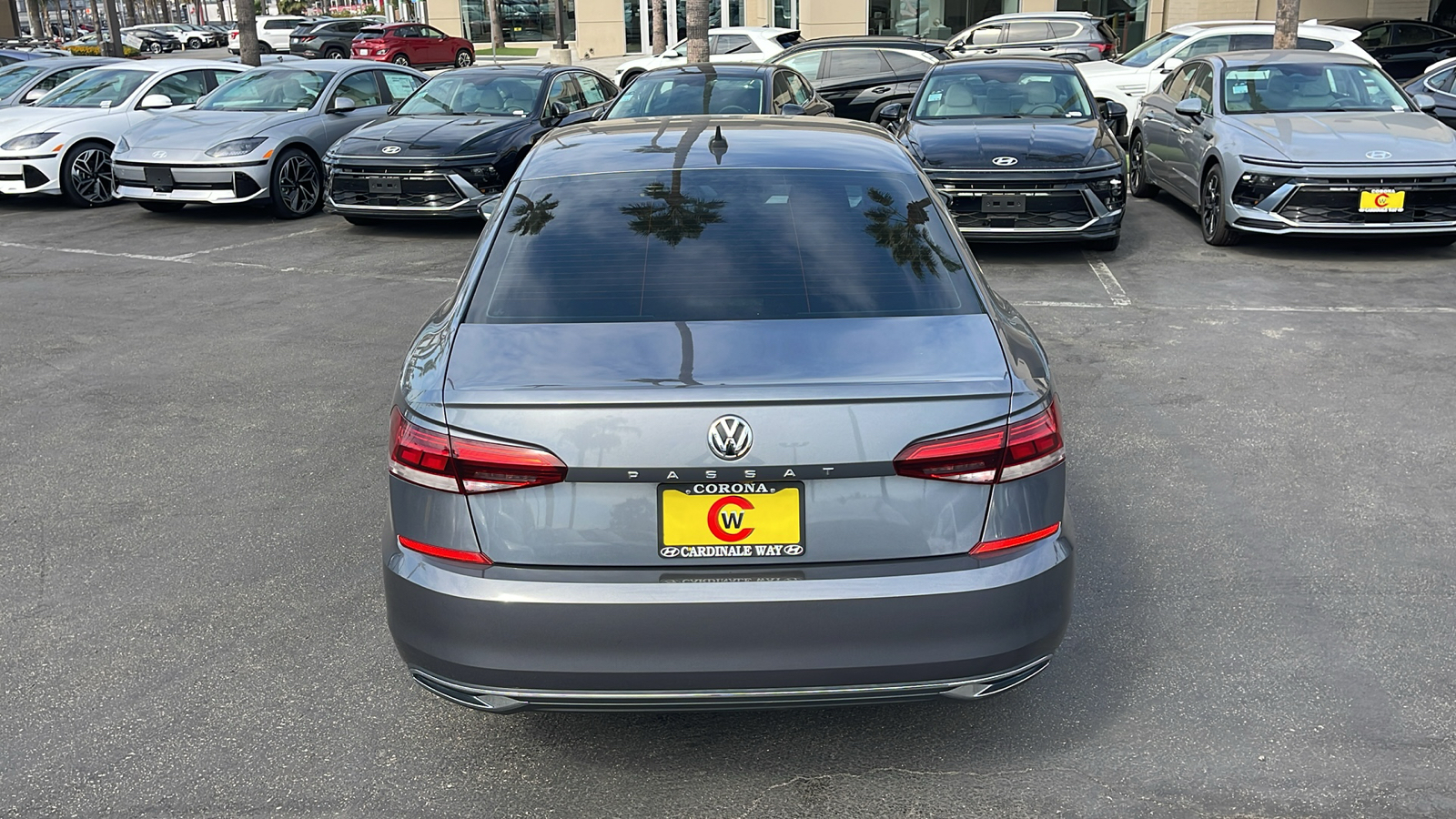 2020 Volkswagen Passat 2.0T SE 8