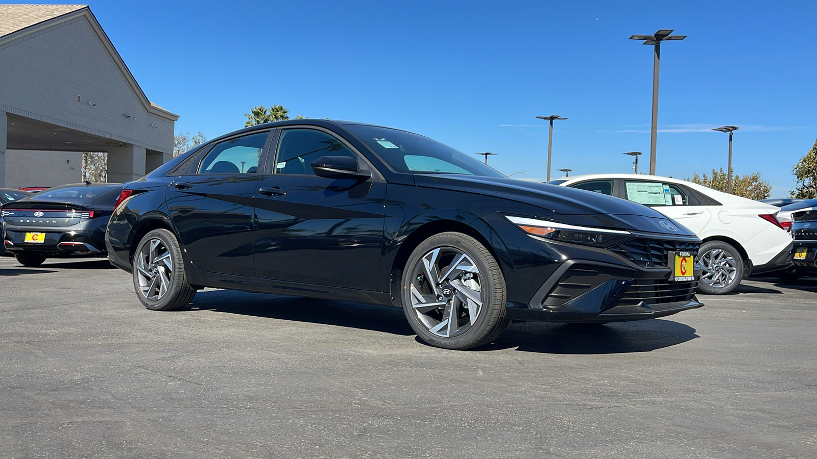 2025 Hyundai Elantra Hybrid Blue 1