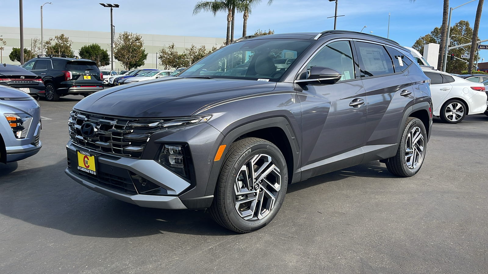 2025 Hyundai Tucson Hybrid Limited 13