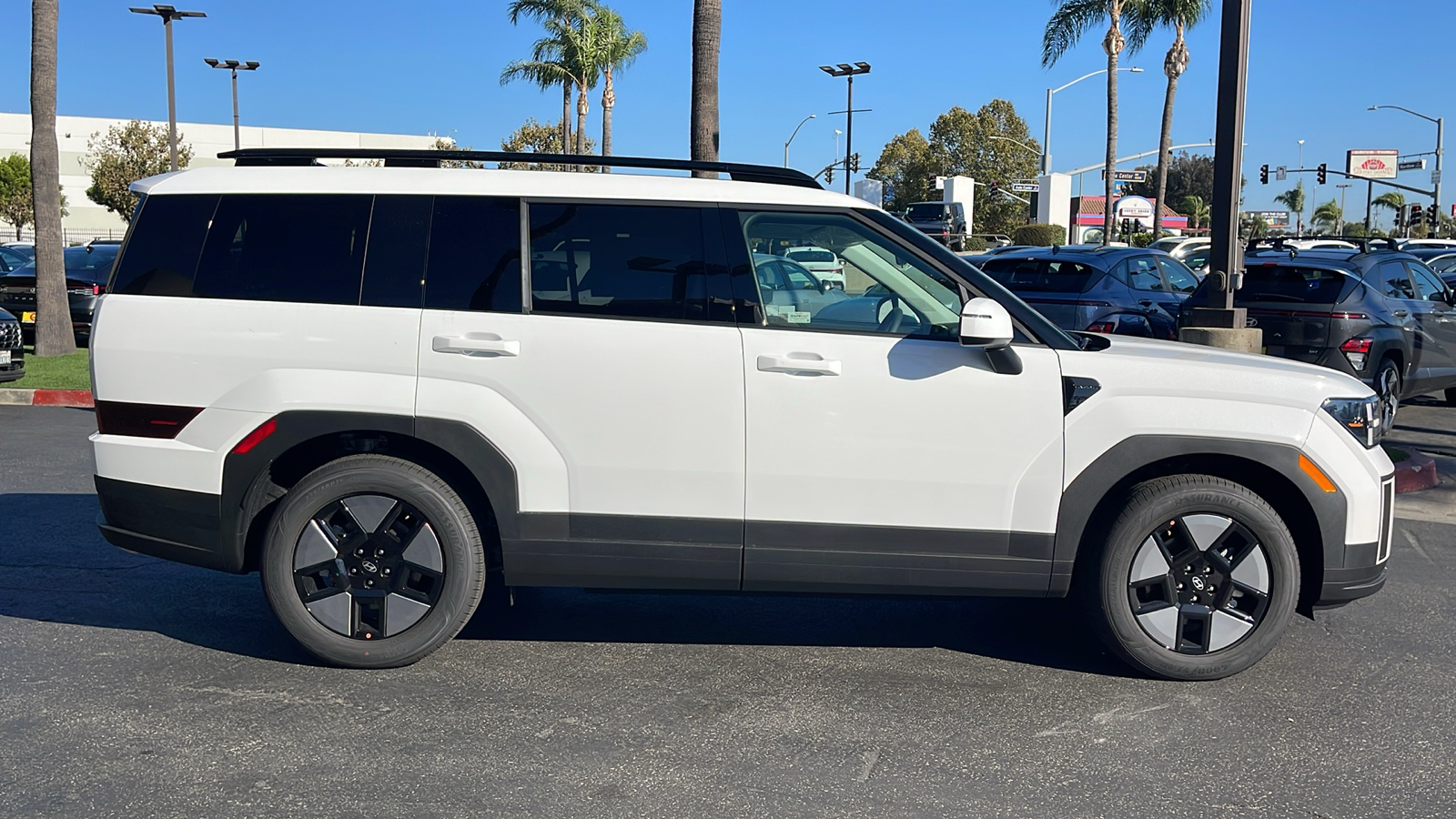 2025 Hyundai Santa Fe Hybrid SEL 6