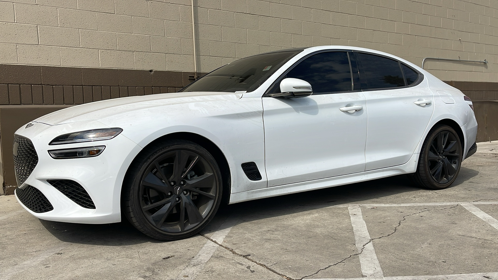 2023 Genesis G70 2.0T RWD 2