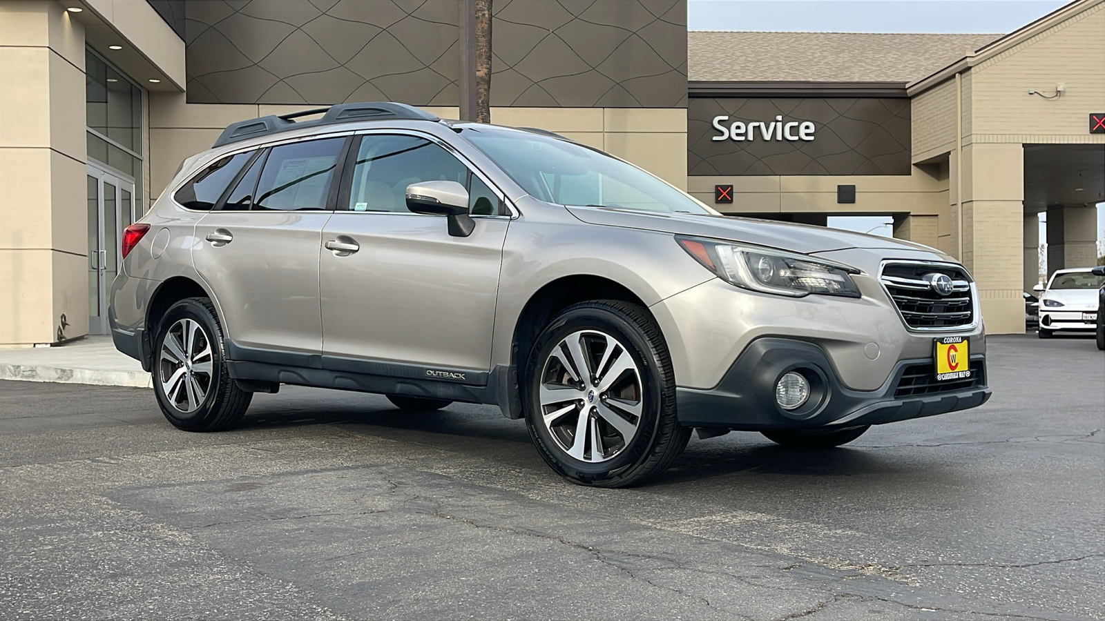 2018 Subaru Outback 3.6R Limited 1