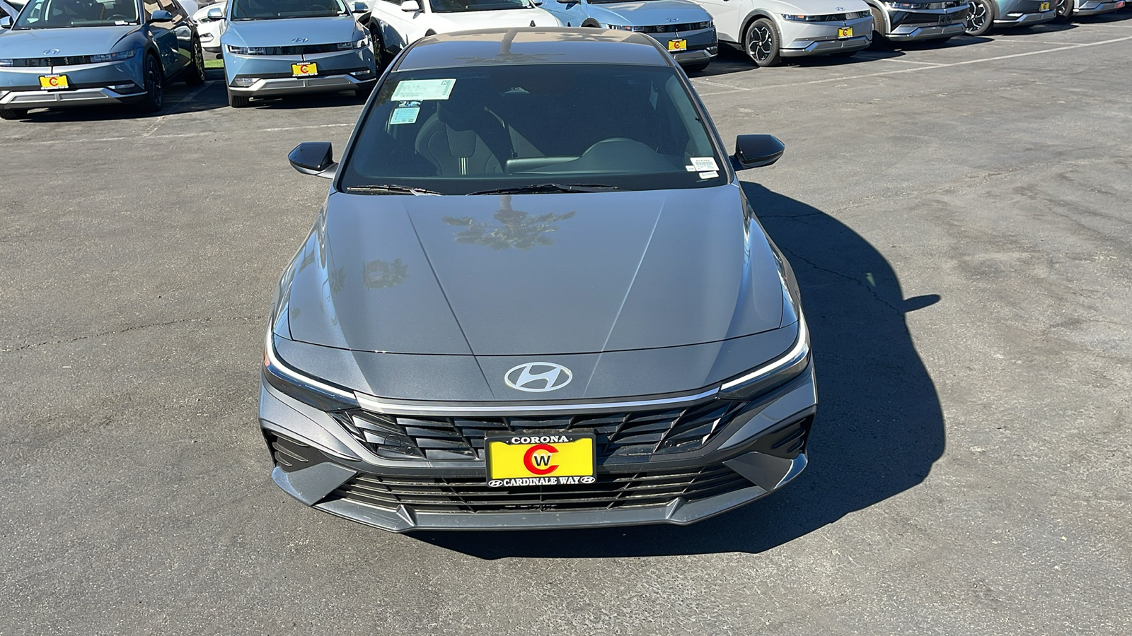 2025 Hyundai Elantra SEL Sport 2