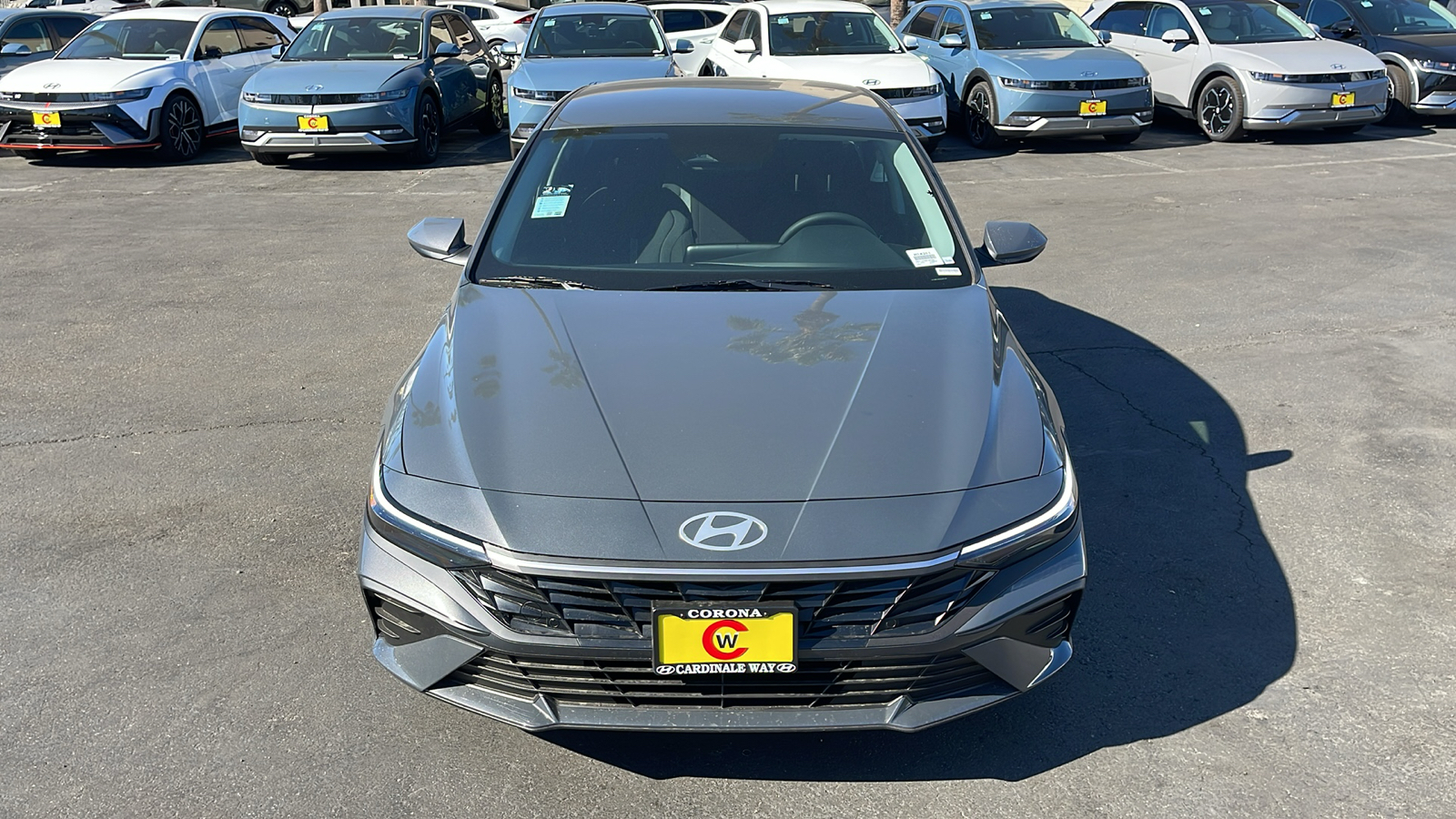 2025 Hyundai Elantra SE 2