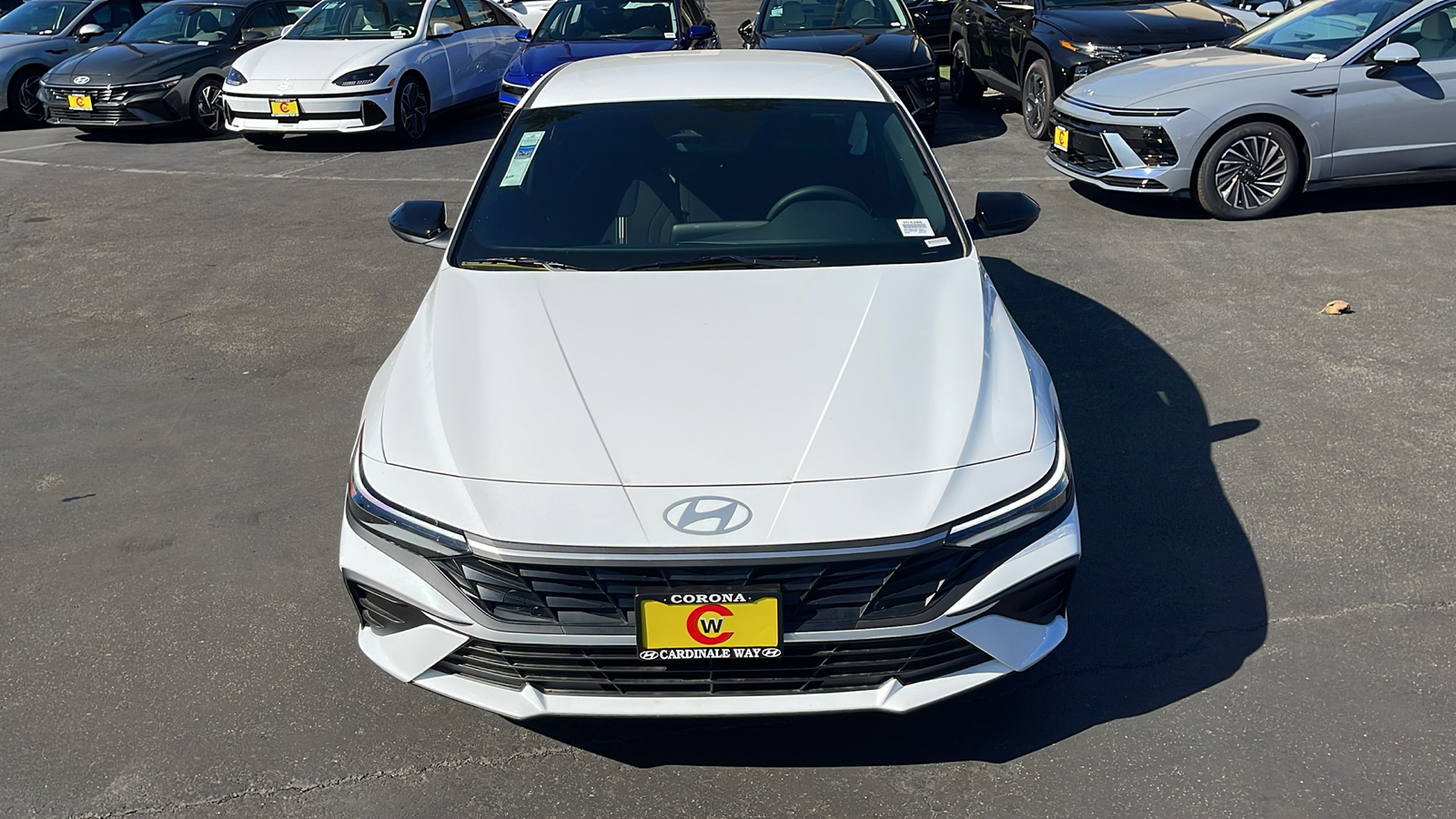 2025 Hyundai Elantra Hybrid Blue 2