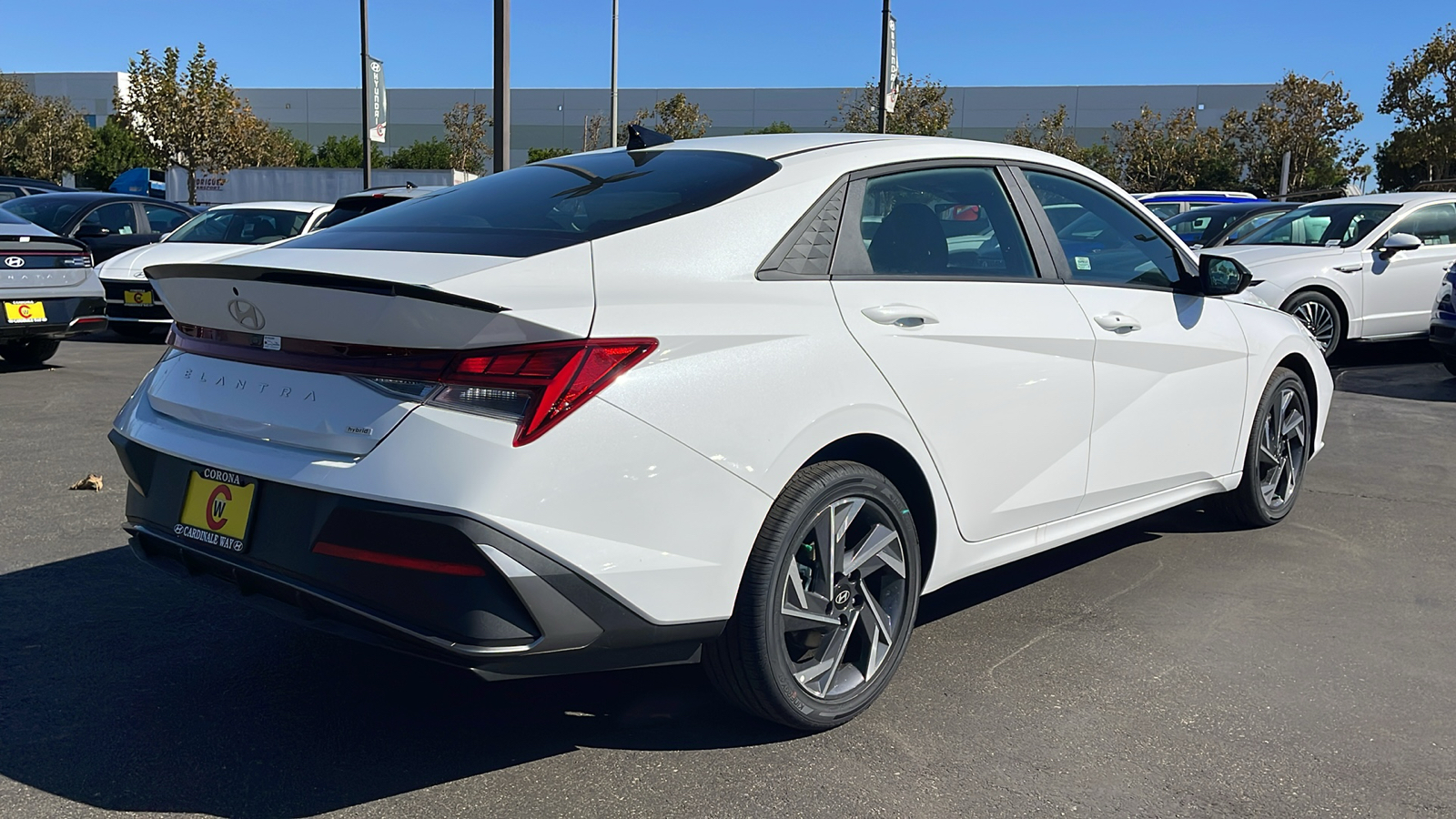 2025 Hyundai Elantra Hybrid Blue 7