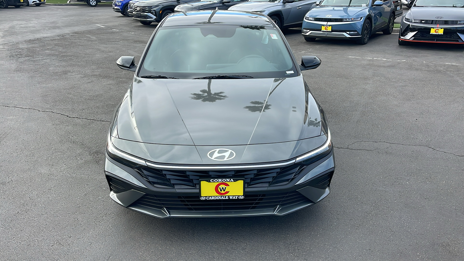 2025 Hyundai Elantra SEL Sport 2