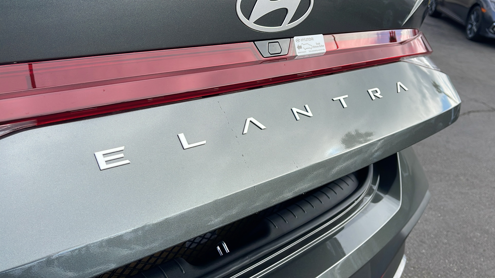 2025 Hyundai Elantra SEL Sport 28