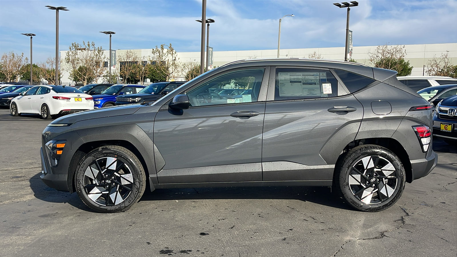 2025 Hyundai Kona SEL 12