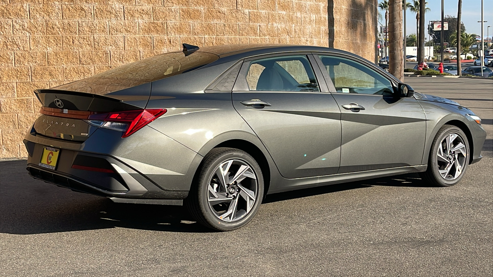 2025 Hyundai Elantra Hybrid SEL Sport 7