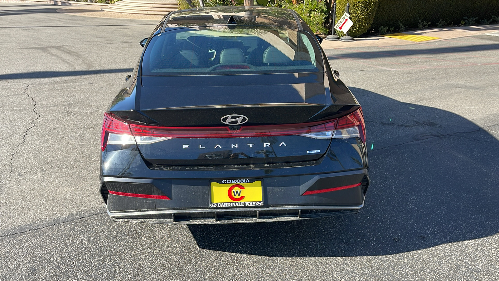 2025 Hyundai Elantra Hybrid Limited 8