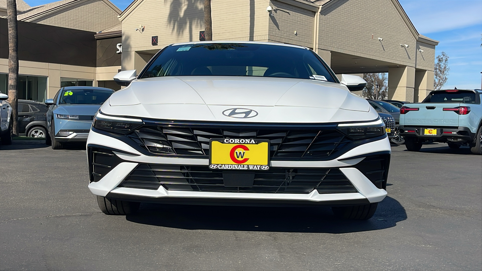 2025 Hyundai Elantra Hybrid Limited 4