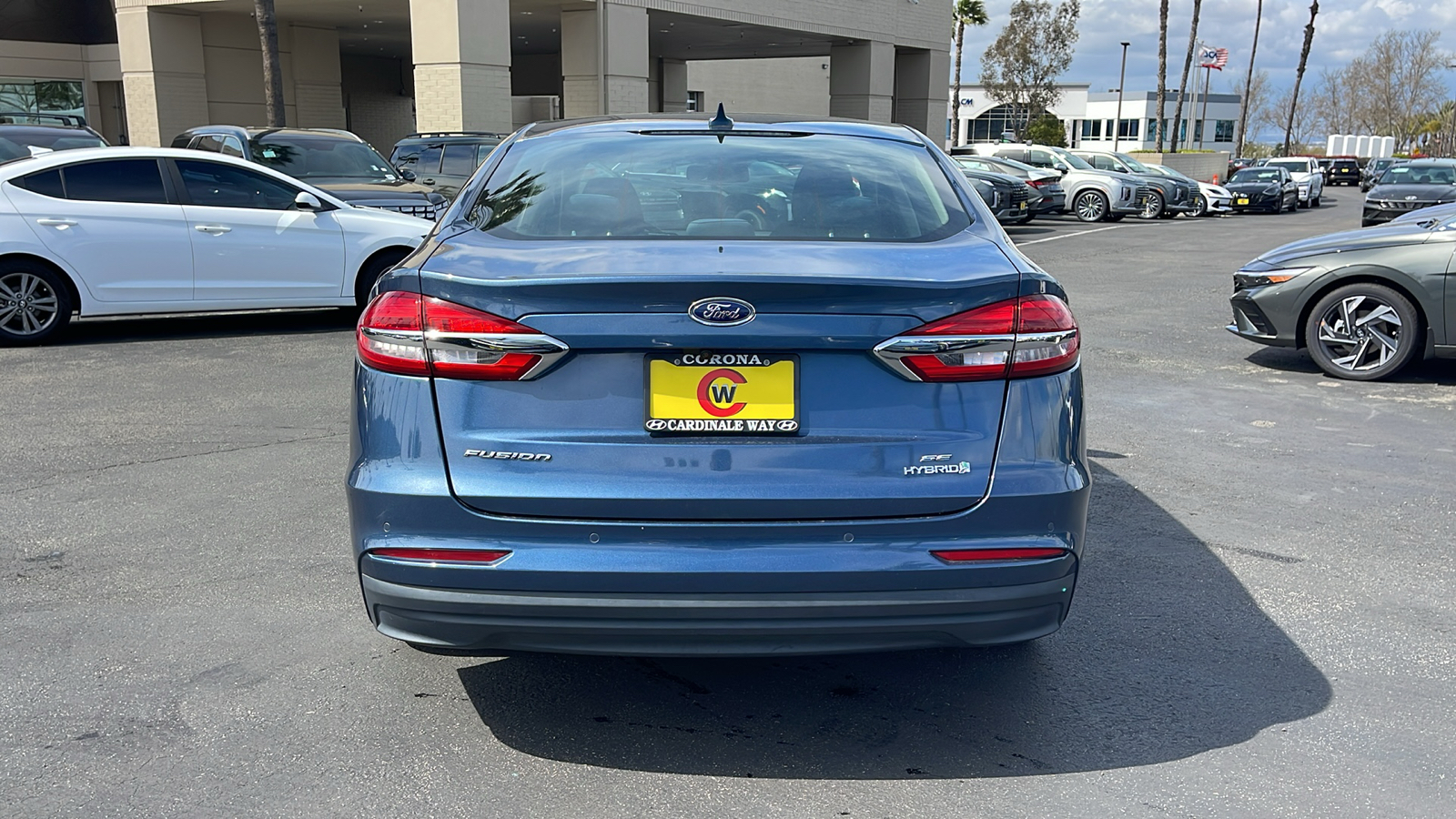 2019 Ford Fusion Hybrid SE 8