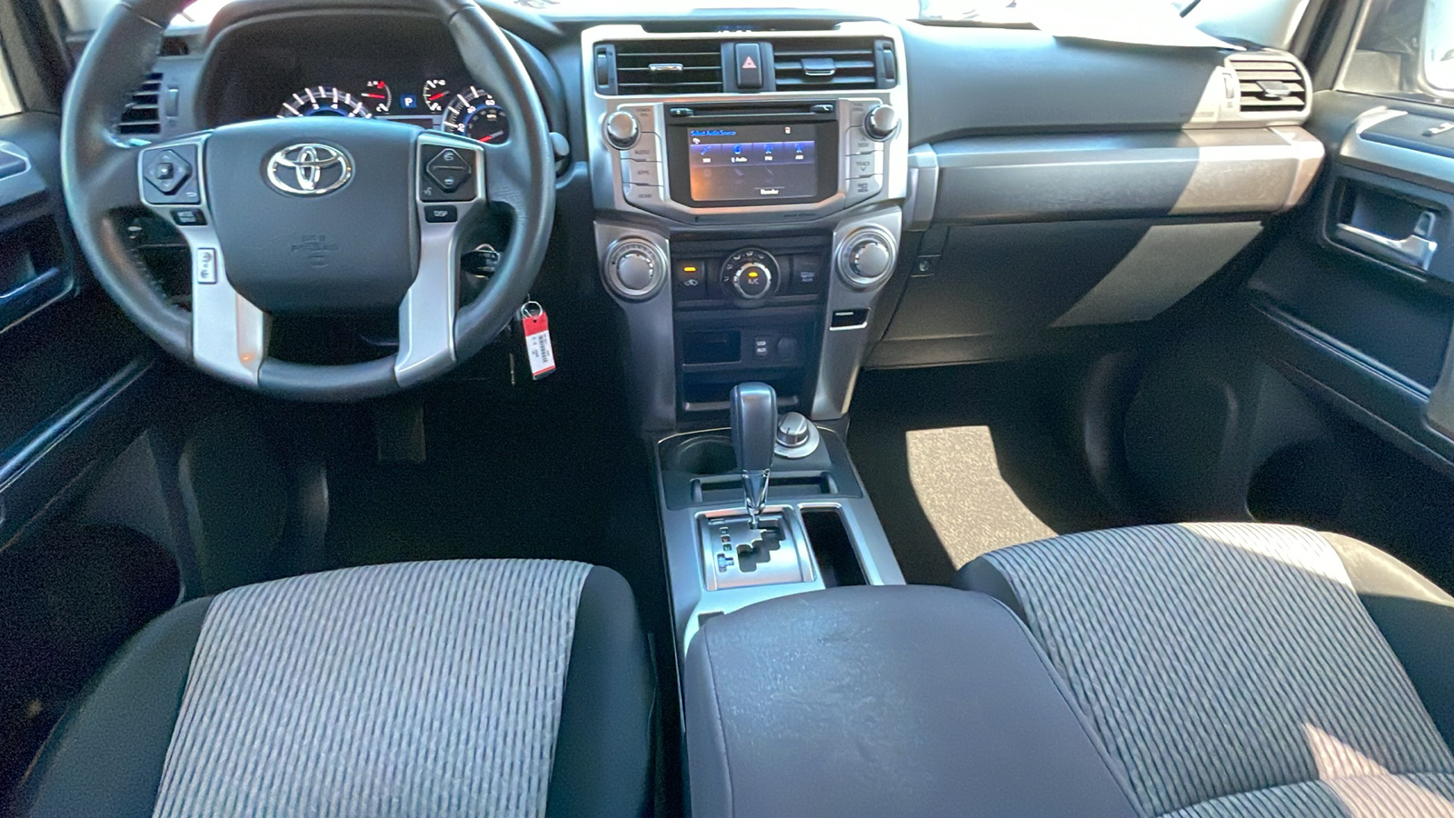 2018 Toyota 4Runner SR5 18