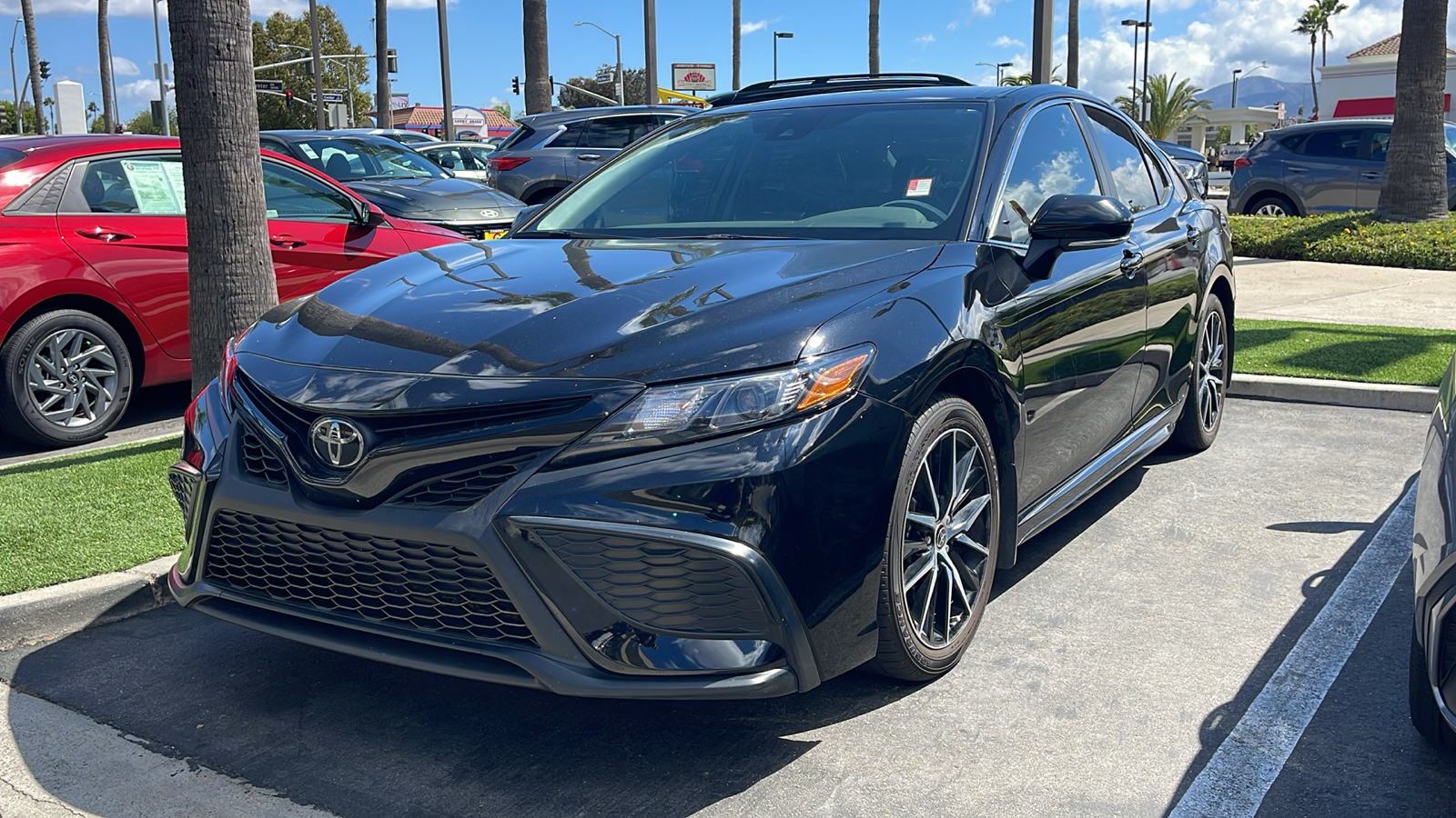 2023 Toyota Camry SE 4