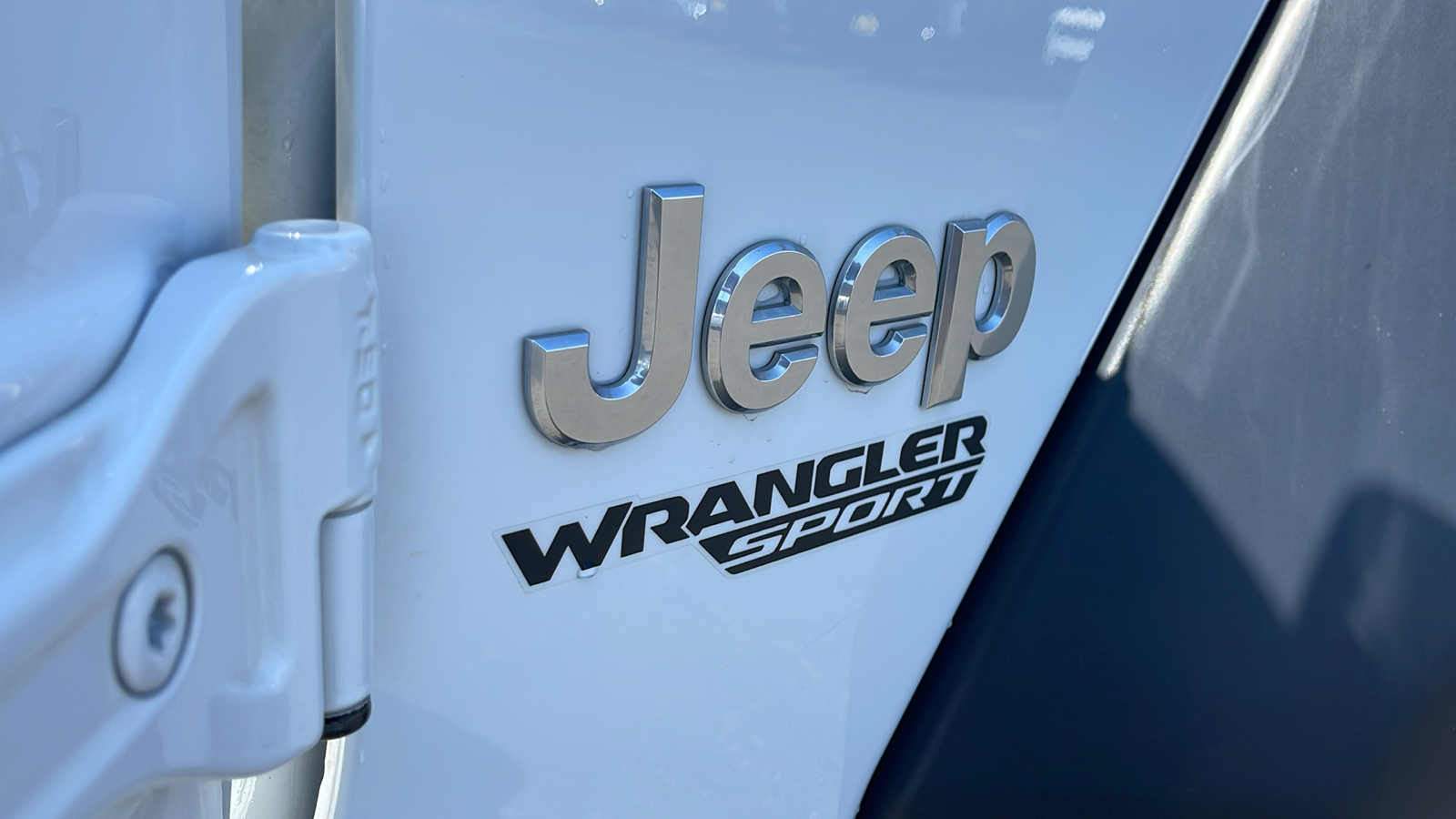 2019 Jeep Wrangler Sport S 30