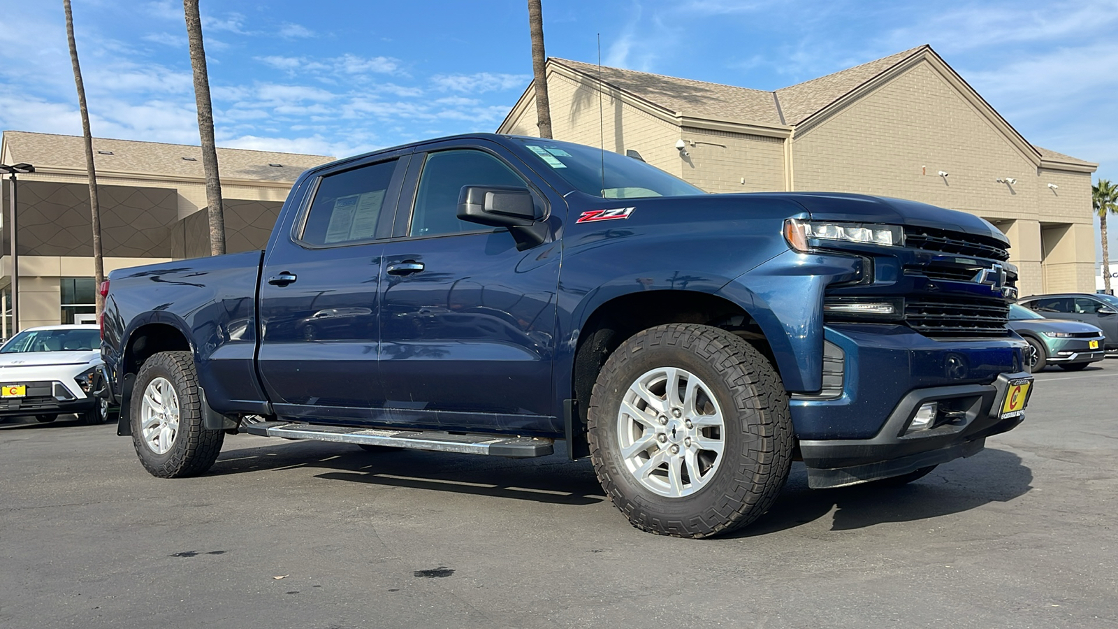 2020 Chevrolet Silverado 1500 4WD Crew Cab Standard Bed RST 5