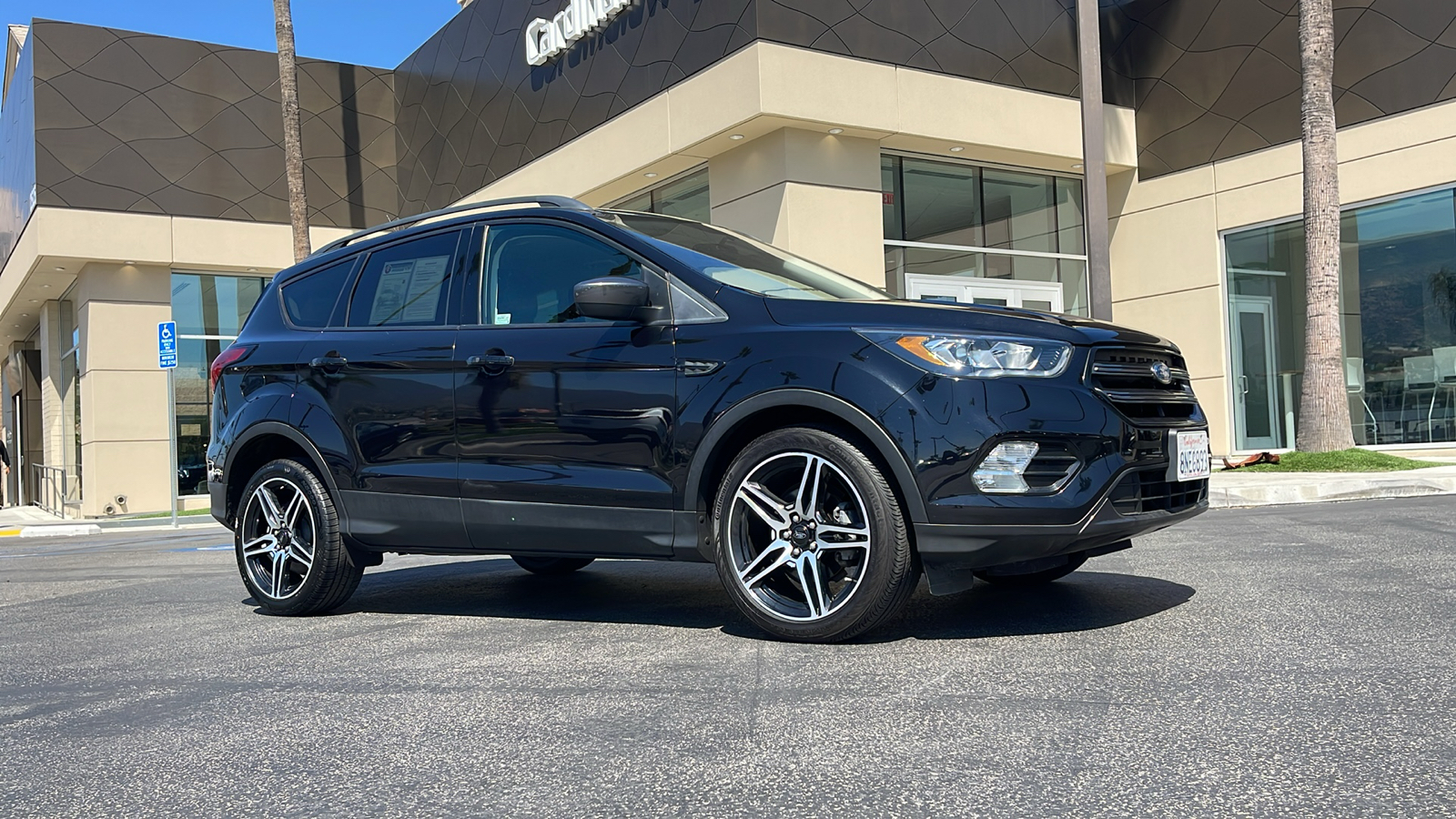 2019 Ford Escape SEL 1