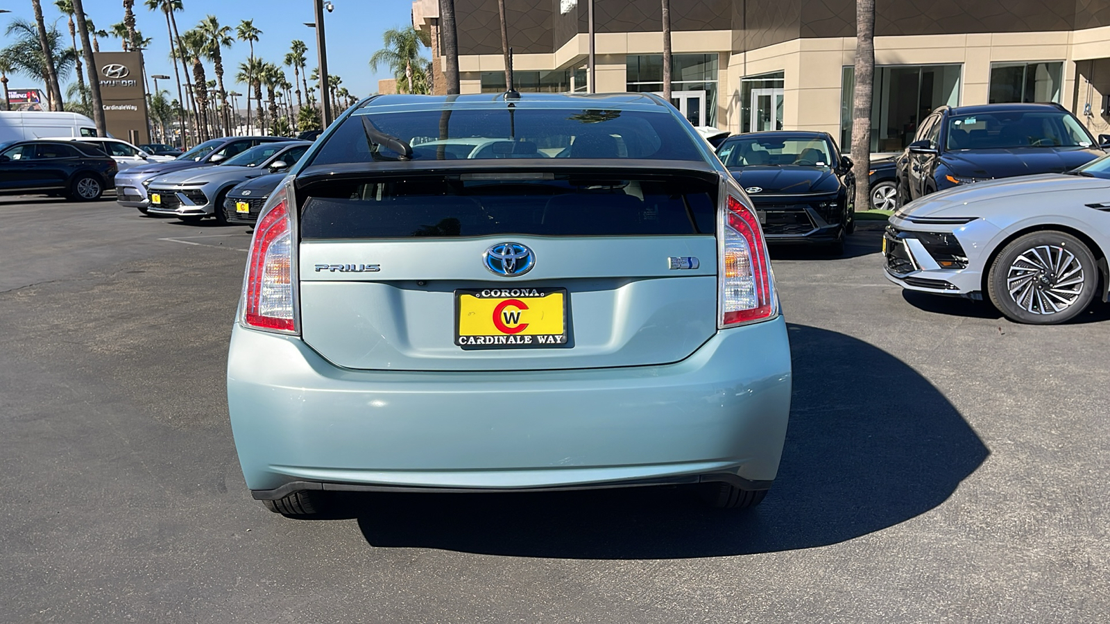 2014 Toyota Prius Three 9