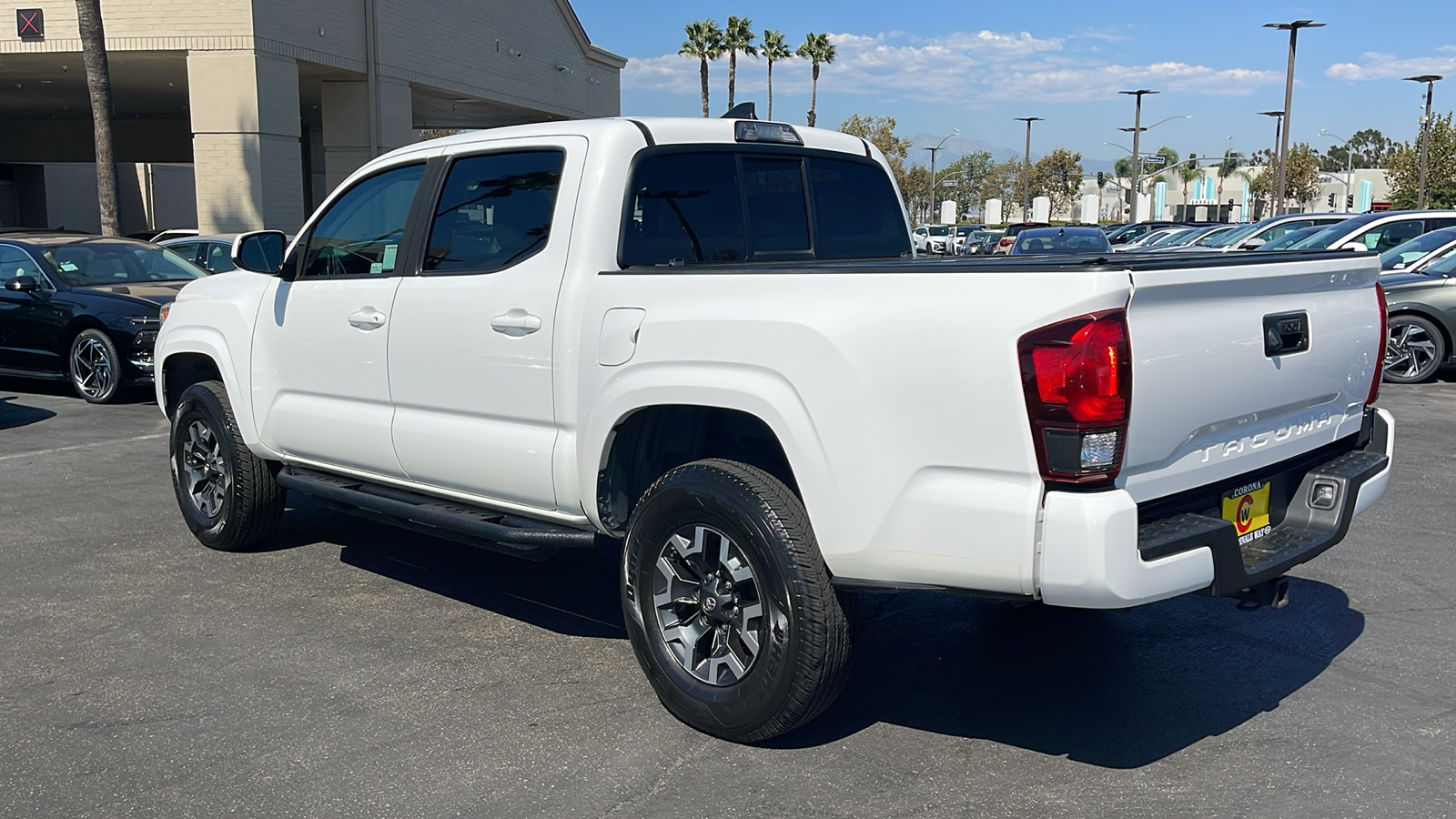 2019 Toyota Tacoma SR 11